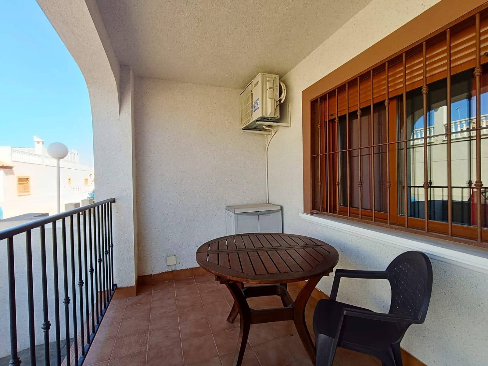 2 slaapkamer Bungalow te koop in Daya Vieja met zwembad - € 149.000 (Ref: 10081263)