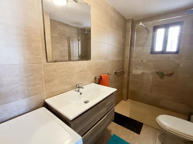 2 slaapkamer Bungalow te koop in Daya Vieja met zwembad - € 149.000 (Ref: 10081263)