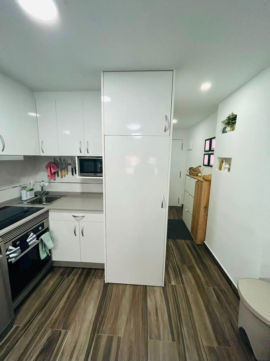 2 soveværelse Lejlighed til salg i Guardamar del Segura med garage - € 190.000 (Ref: 10094716)
