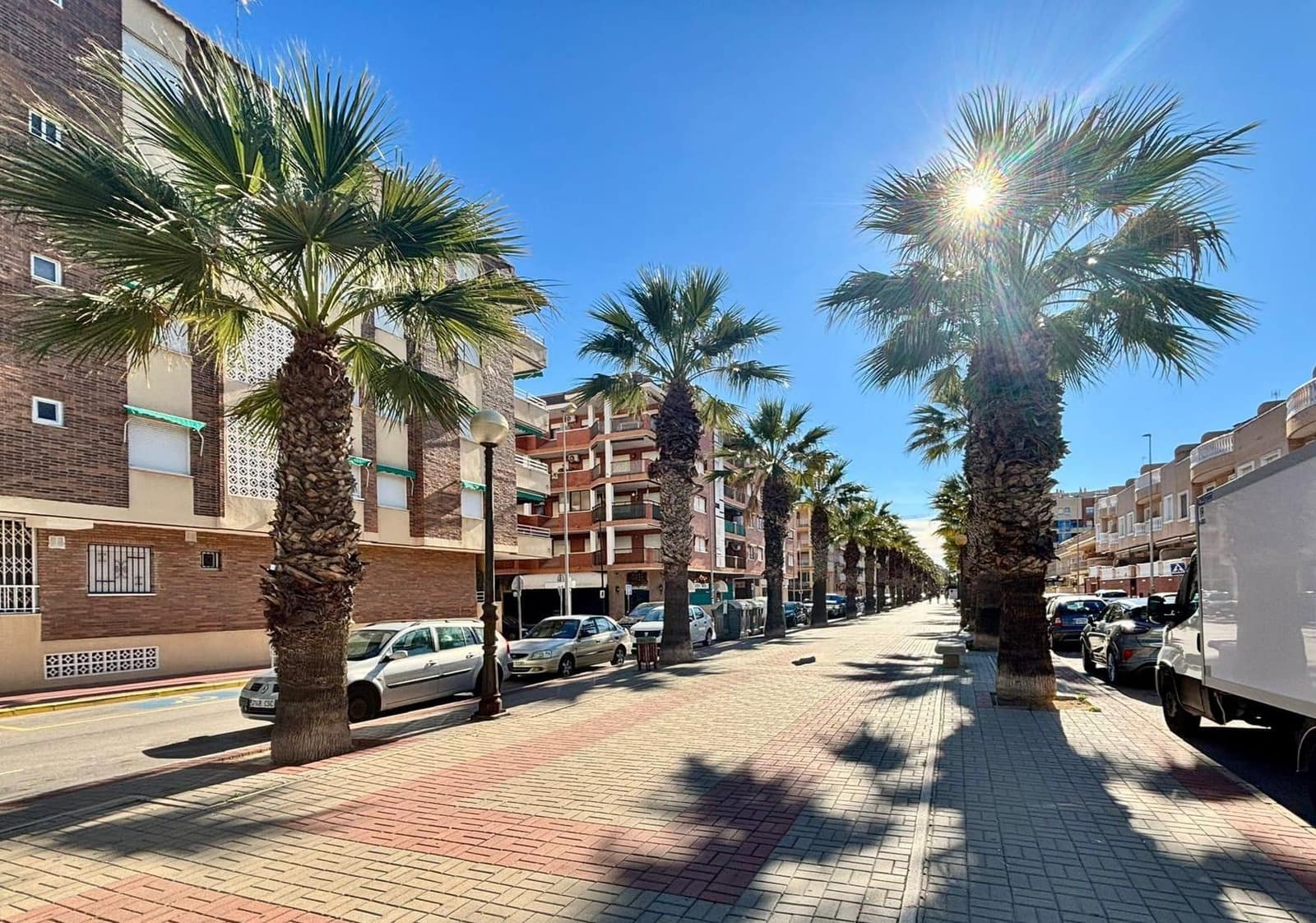 2 soveværelse Lejlighed til salg i Guardamar del Segura med garage - € 190.000 (Ref: 10094716)