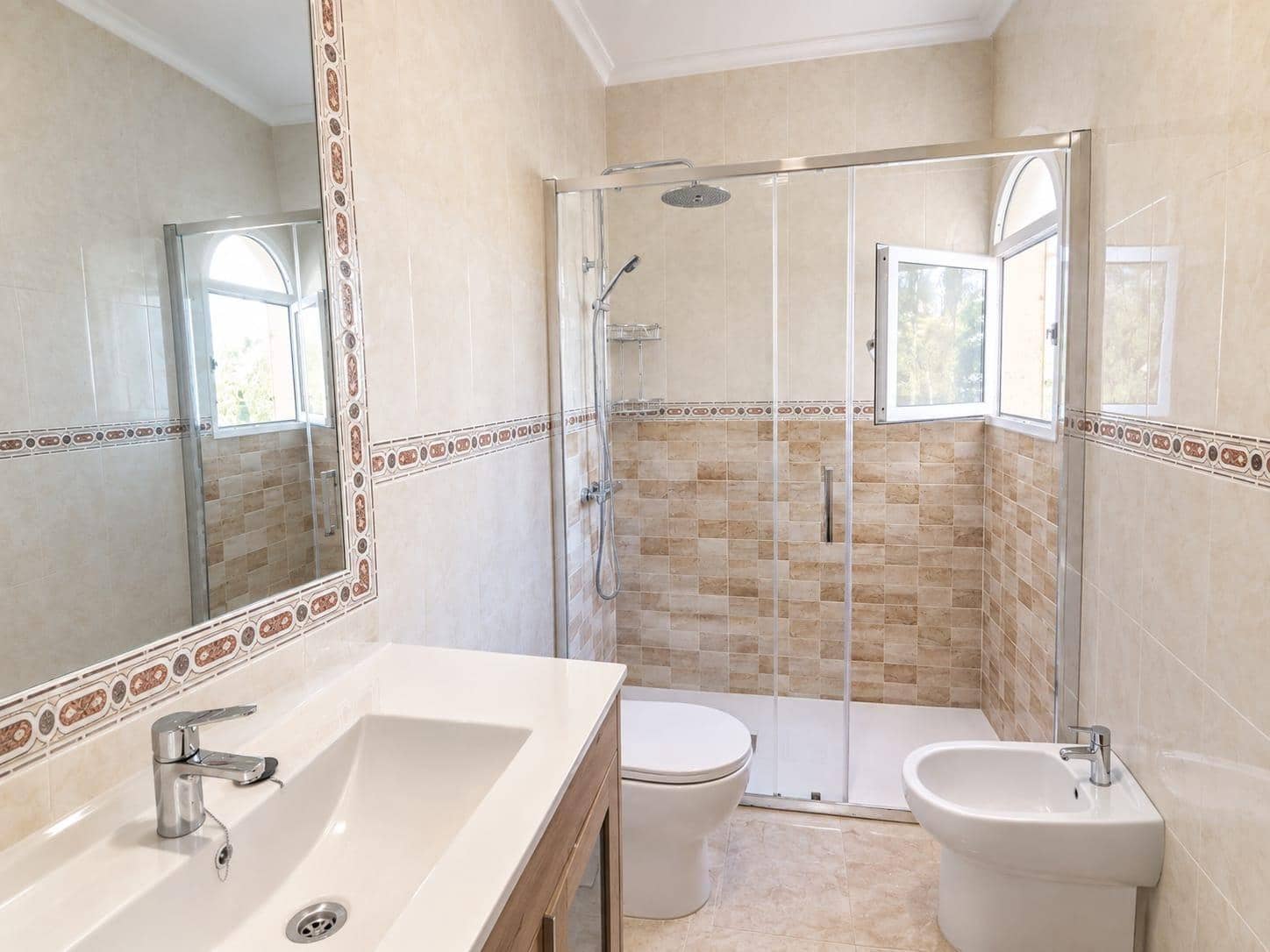 3 sypialnia Dom szeregowy na sprzedaż w Guardamar del Segura z basenem - 249 000 € (Ref: 10115901)