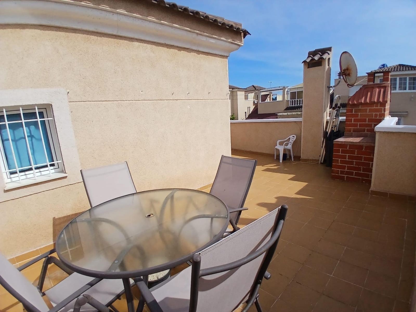 3 bedroom Terraced Villa for sale in Guardamar del Segura with pool - € 249,000 (Ref: 10115901)