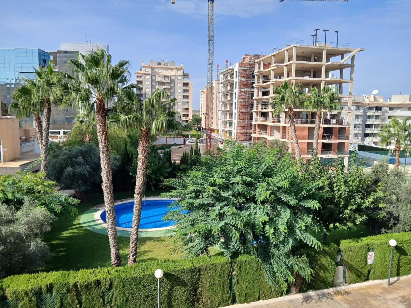 2 bedroom Flat for sale in Guardamar del Segura with pool garage - € 169,900 (Ref: 10129527)