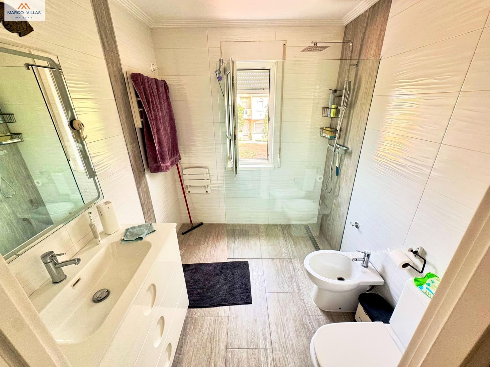 Adosado de 3 habitaciones en Heredades en venta con piscina garaje - 225.500 € (Ref: 10129528)