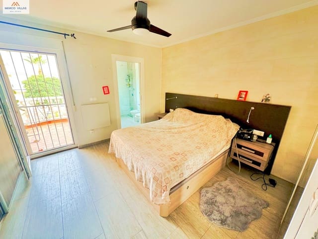 3 slaapkamer Rijtjeshuis te koop in Heredades, Almoradí met zwembad garage - € 225.500 (Ref: 10129528)
