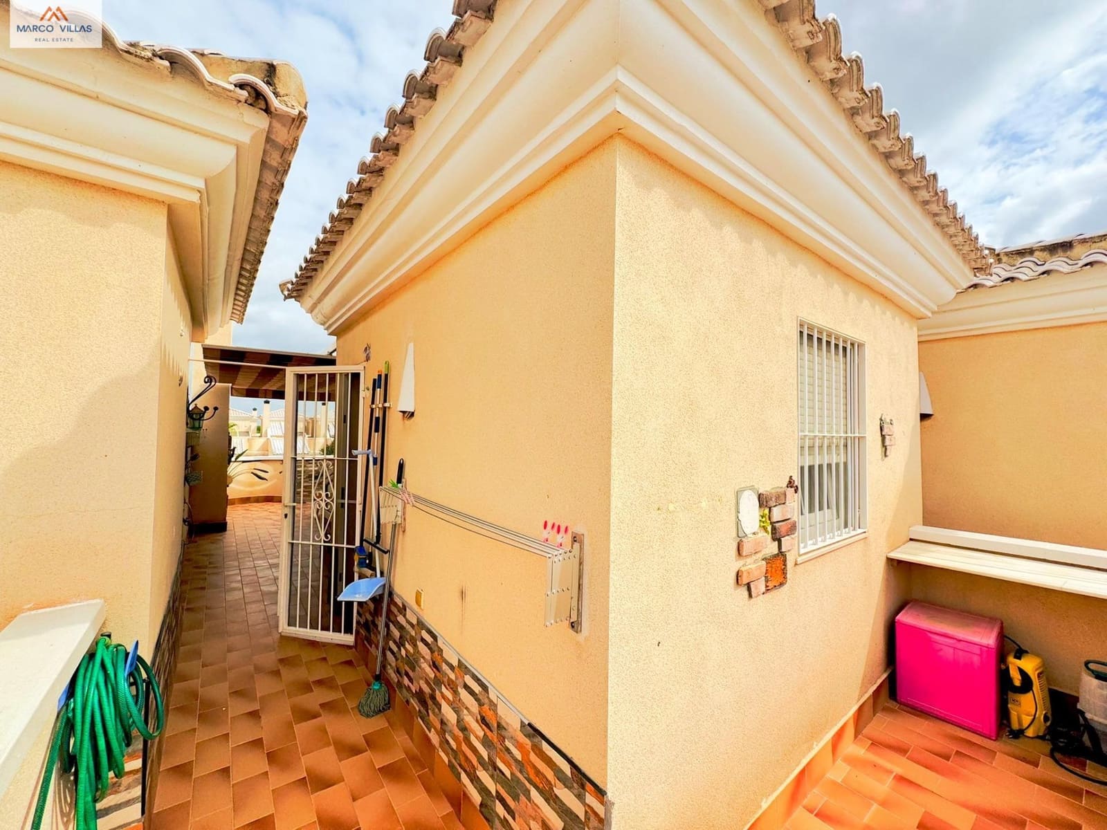 Adosado de 3 habitaciones en Heredades en venta con piscina garaje - 225.500 € (Ref: 10129528)