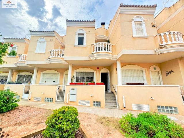 3 slaapkamer Rijtjeshuis te koop in Heredades, Almoradí met zwembad garage - € 225.500 (Ref: 10129528)