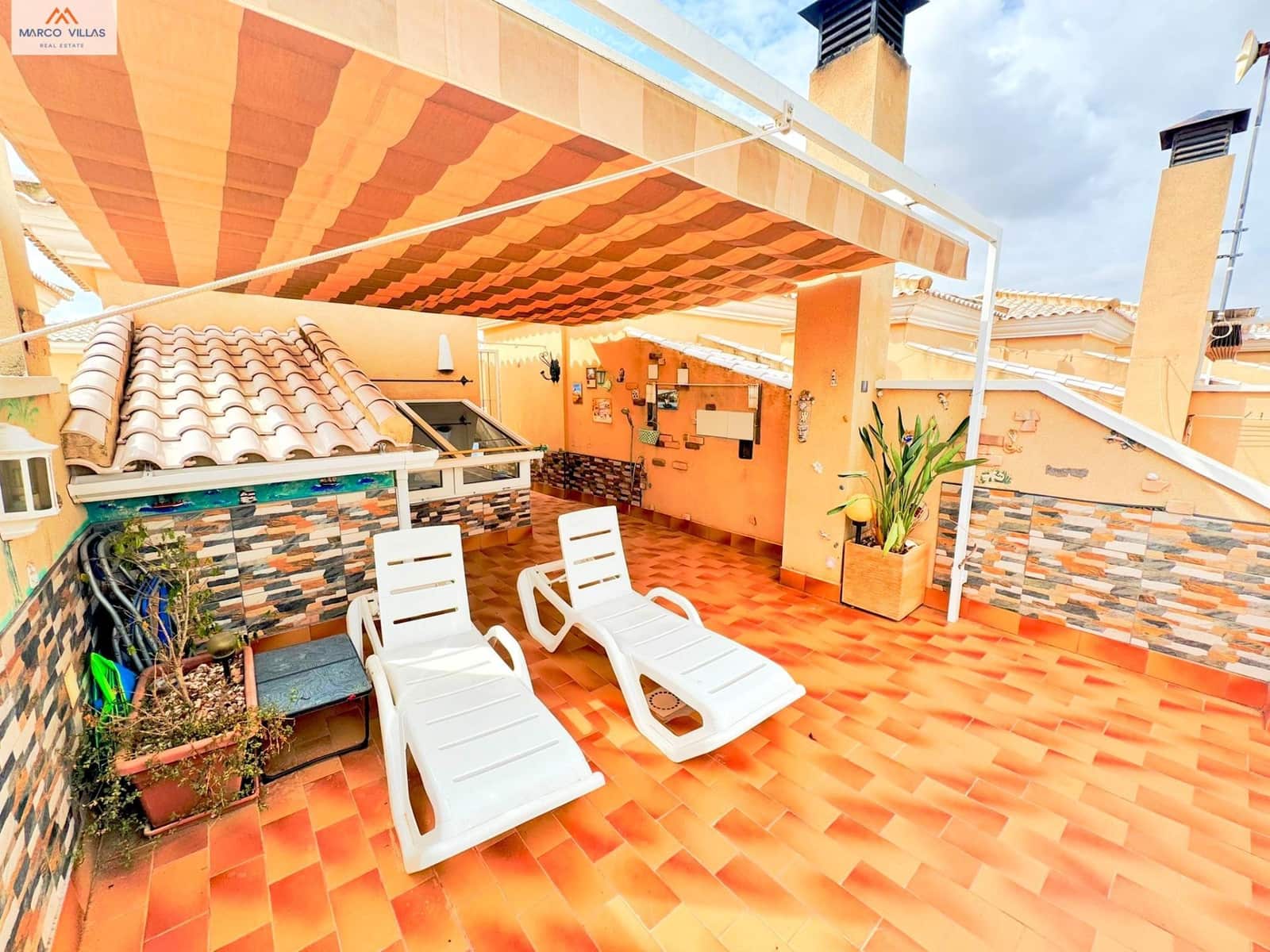 Adosado de 3 habitaciones en Heredades en venta con piscina garaje - 225.500 € (Ref: 10129528)