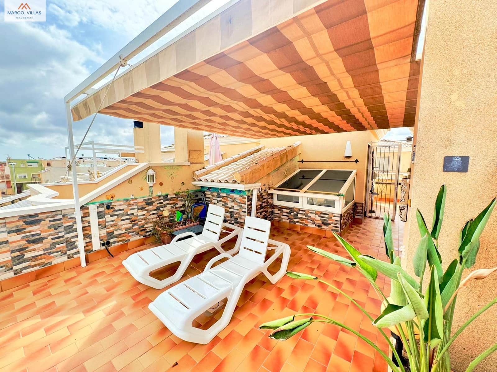 Adosado de 3 habitaciones en Heredades en venta con piscina garaje - 225.500 € (Ref: 10129528)