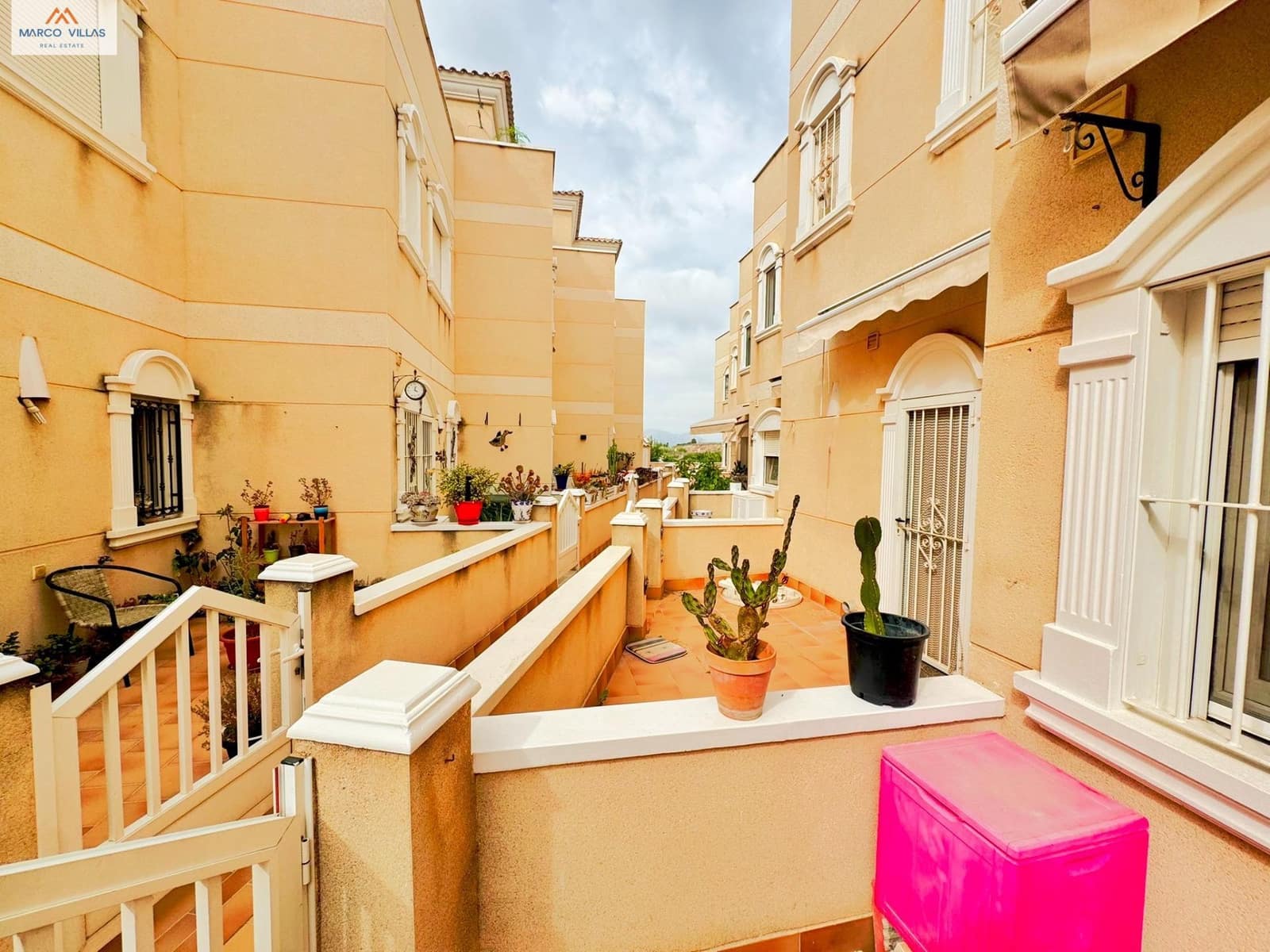 Adosado de 3 habitaciones en Heredades en venta con piscina garaje - 225.500 € (Ref: 10129528)