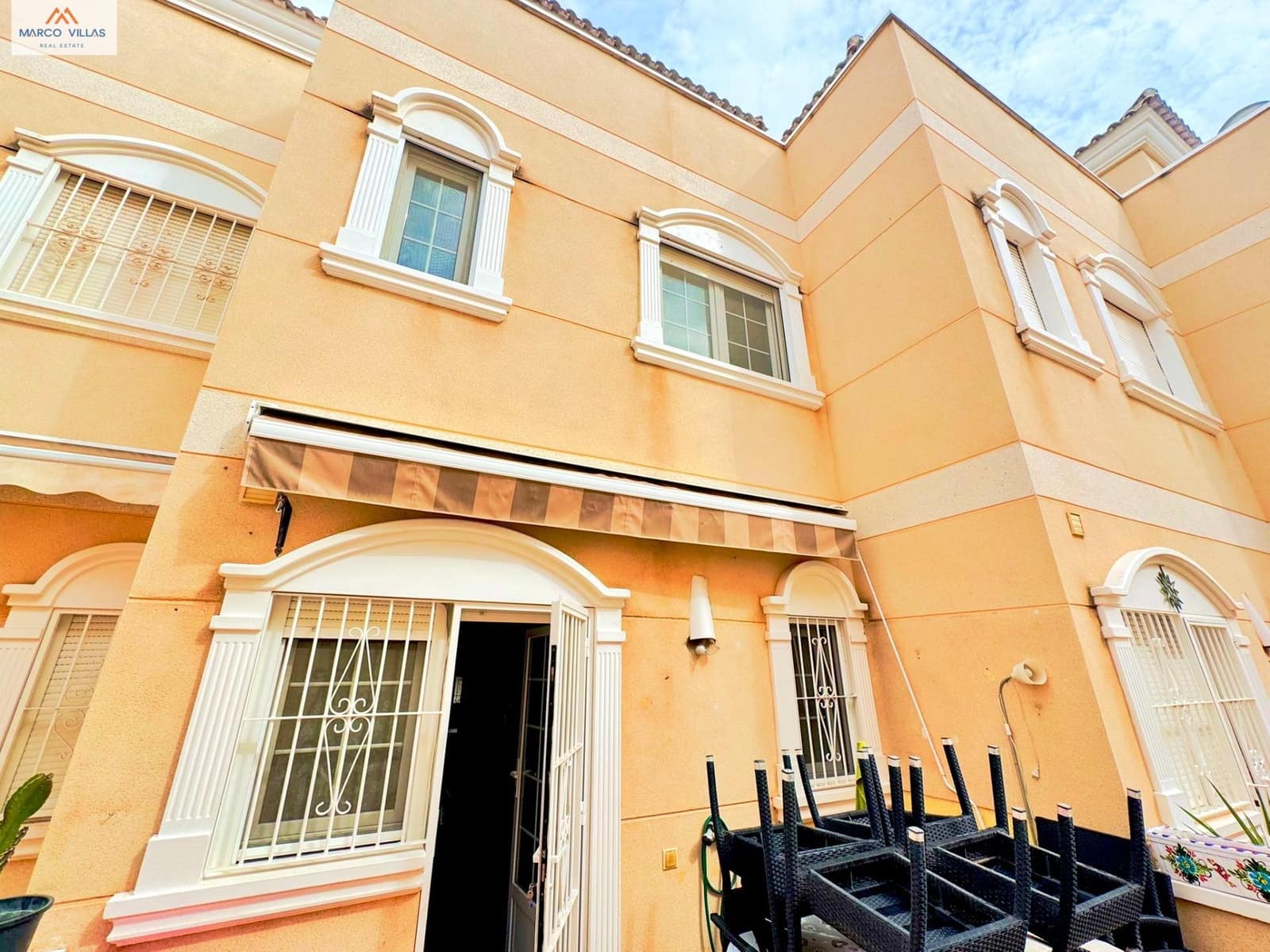 Adosado de 3 habitaciones en Heredades en venta con piscina garaje - 225.500 € (Ref: 10129528)