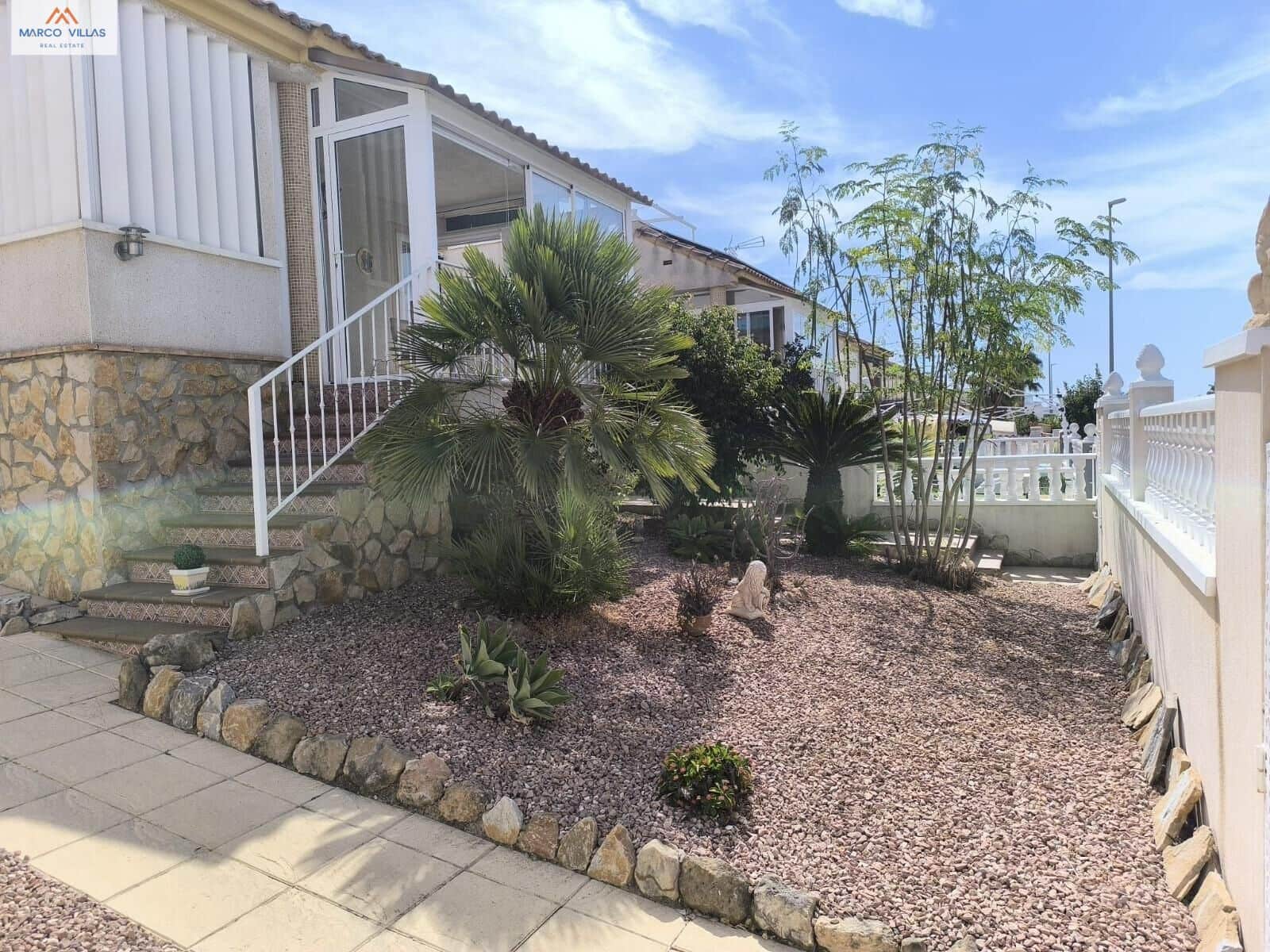 3 bedroom Villa for sale in San Fulgencio with pool - € 239,000 (Ref: 10147158)