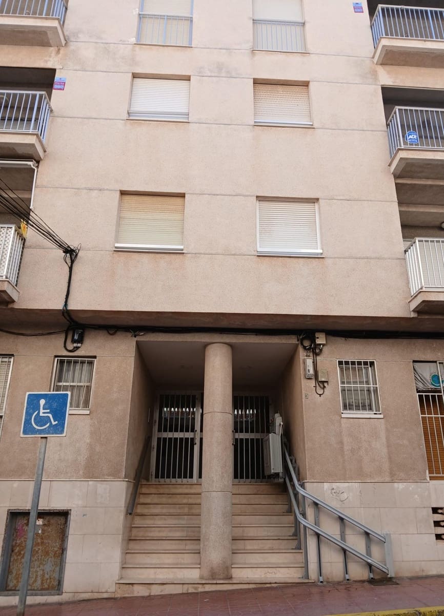 2 chambre Appartement à vendre à Guardamar del Segura avec garage - 225 000 € (Ref: 10161533)