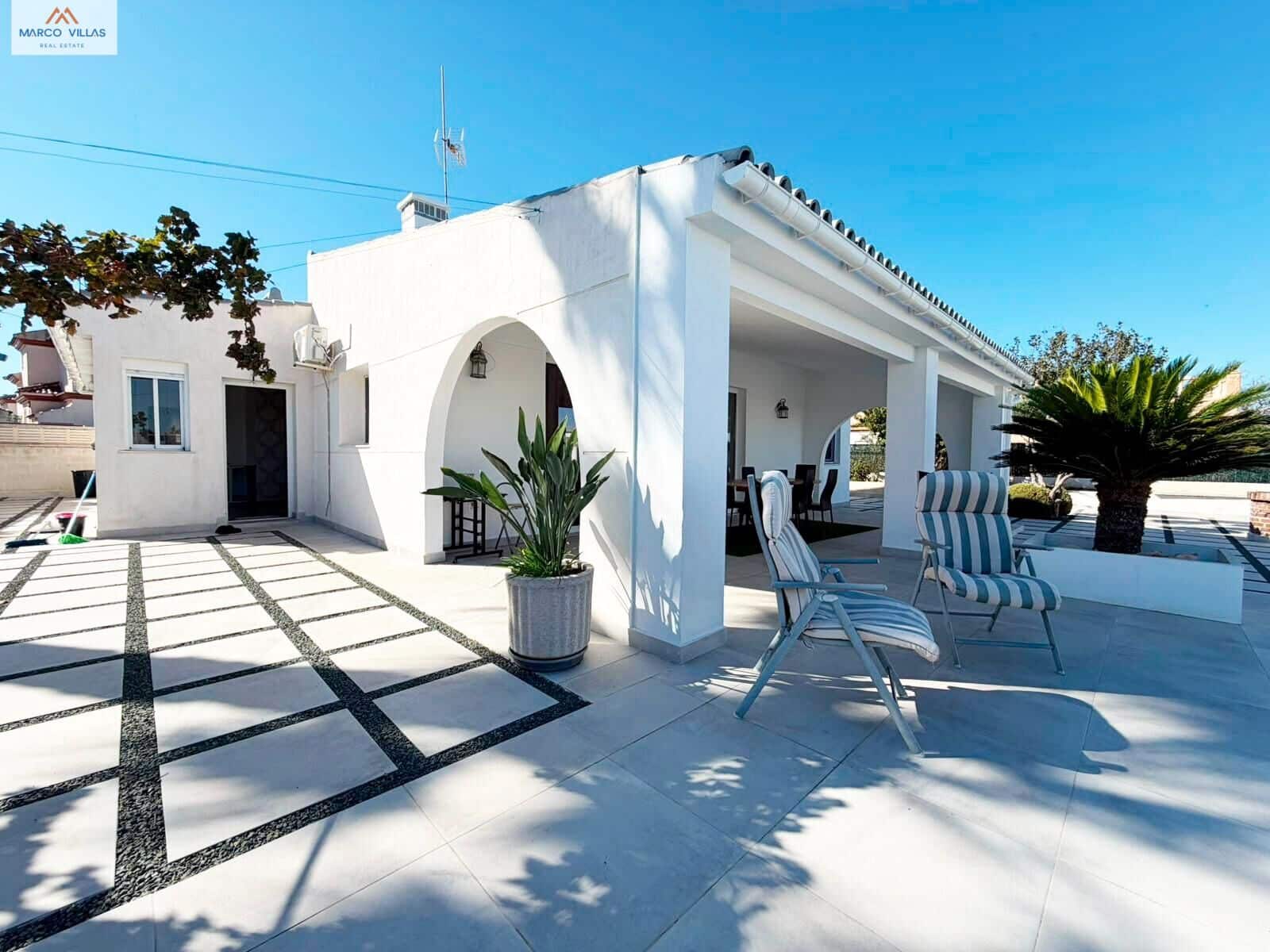 2 soverom Villa til salgs i San Fulgencio med svømmebasseng - € 380 000 (Ref: 10168472)