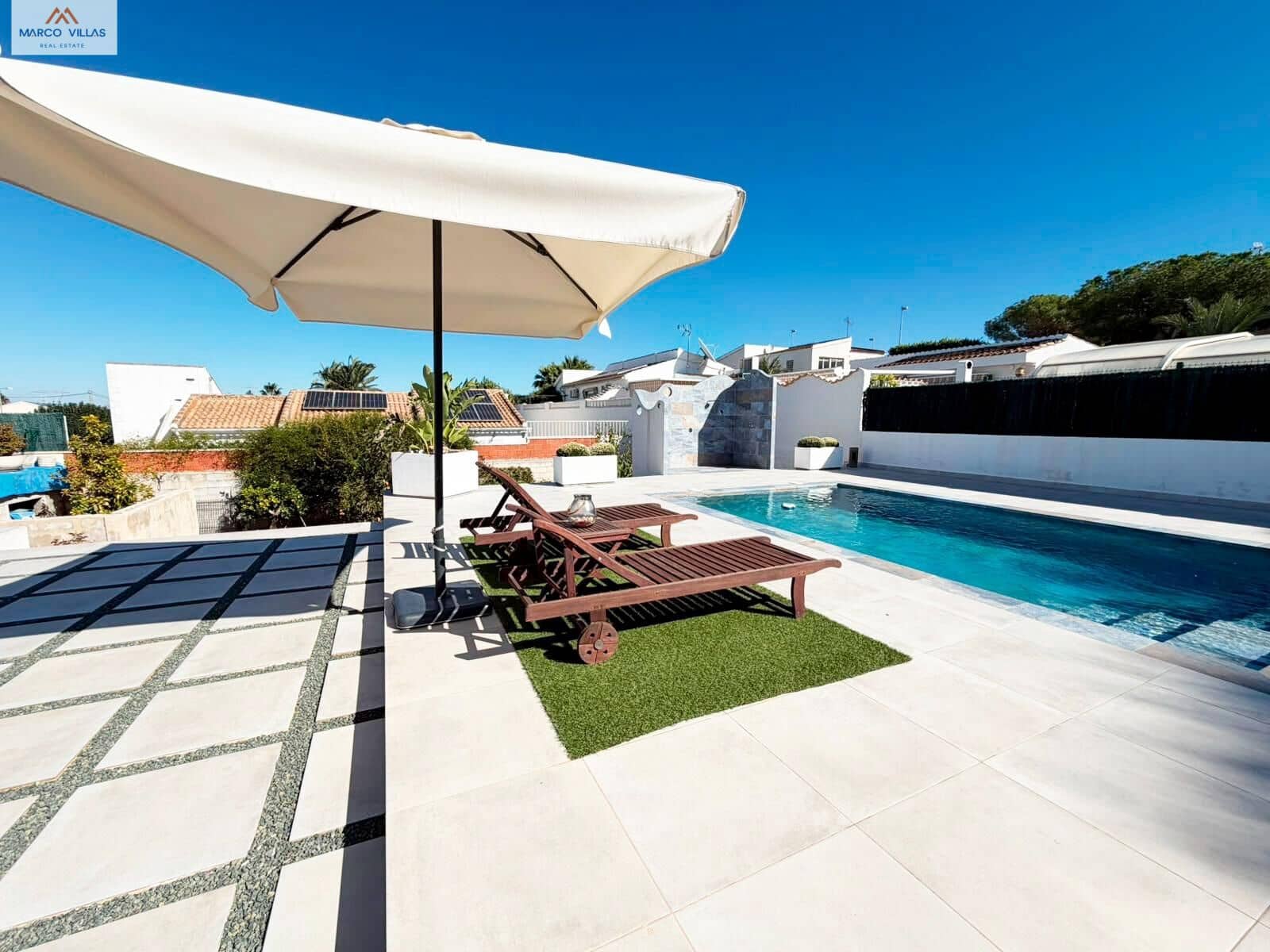 2 soverom Villa til salgs i San Fulgencio med svømmebasseng - € 380 000 (Ref: 10168472)