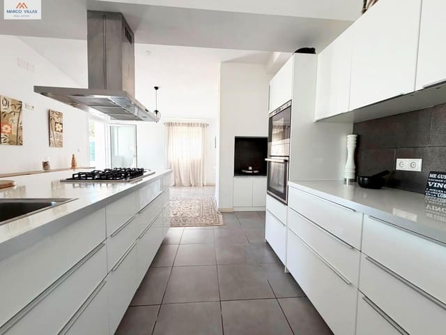 2 soveværelse Villa til salg i San Fulgencio med swimmingpool - € 380.000 (Ref: 10168472)