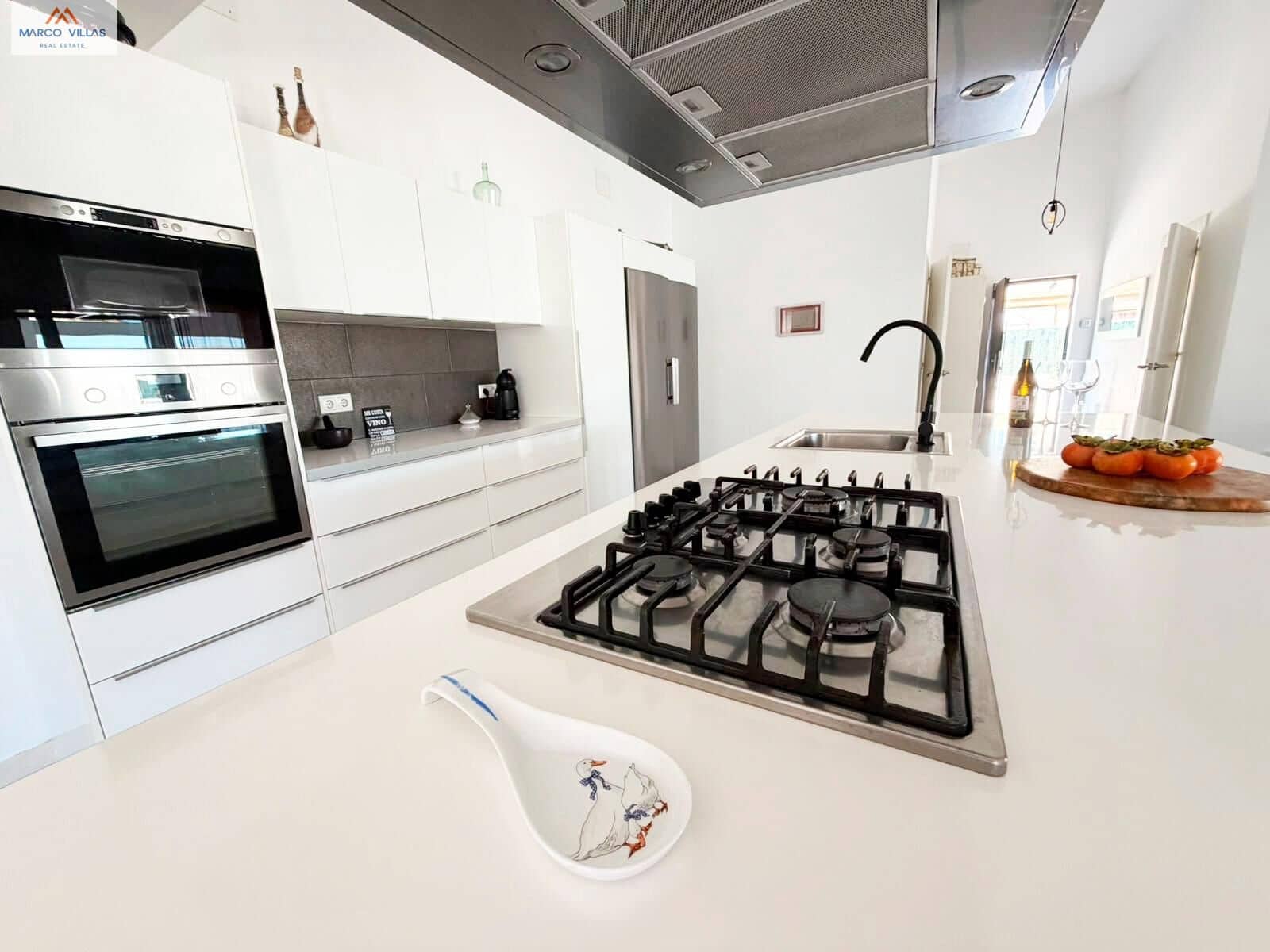 2 chambre Villa/Maison à vendre à San Fulgencio avec piscine - 380 000 € (Ref: 10168472)