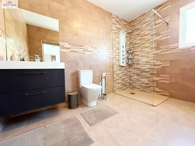 2 soveværelse Villa til salg i San Fulgencio med swimmingpool - € 380.000 (Ref: 10168472)