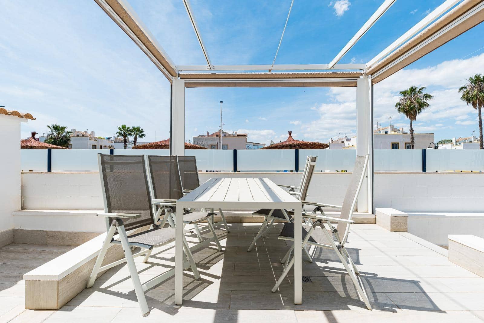 4 soveværelse Villa til salg i Torrevieja med swimmingpool - € 269.000 (Ref: 10168473)
