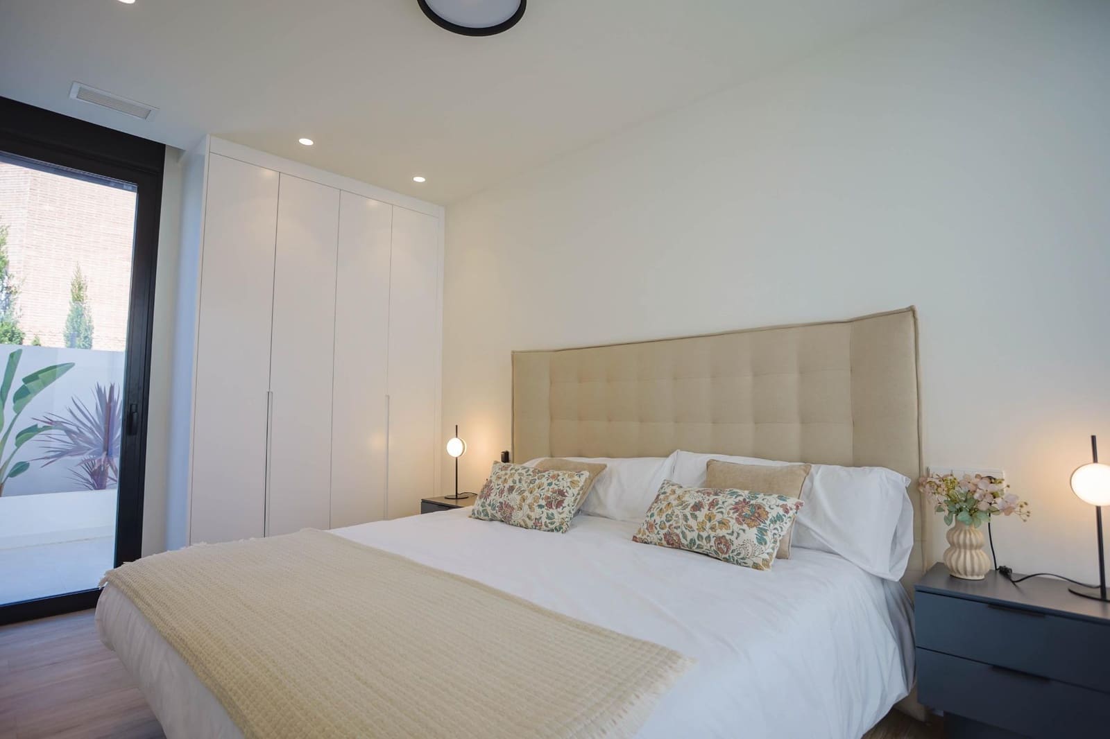 3 bedroom Villa for sale in Torre de la Horadada with pool garage - € 589,000 (Ref: 6475809)