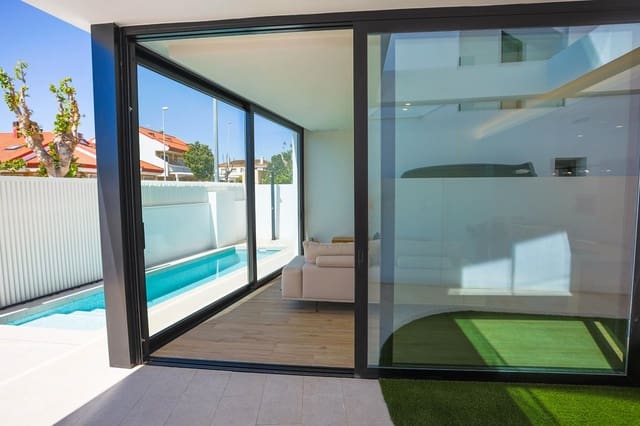 3 sypialnia Willa na sprzedaż w Torre de la Horadada, Pilar de la Horadada z basenem garażem - 589 000 € (Ref: 6475809)