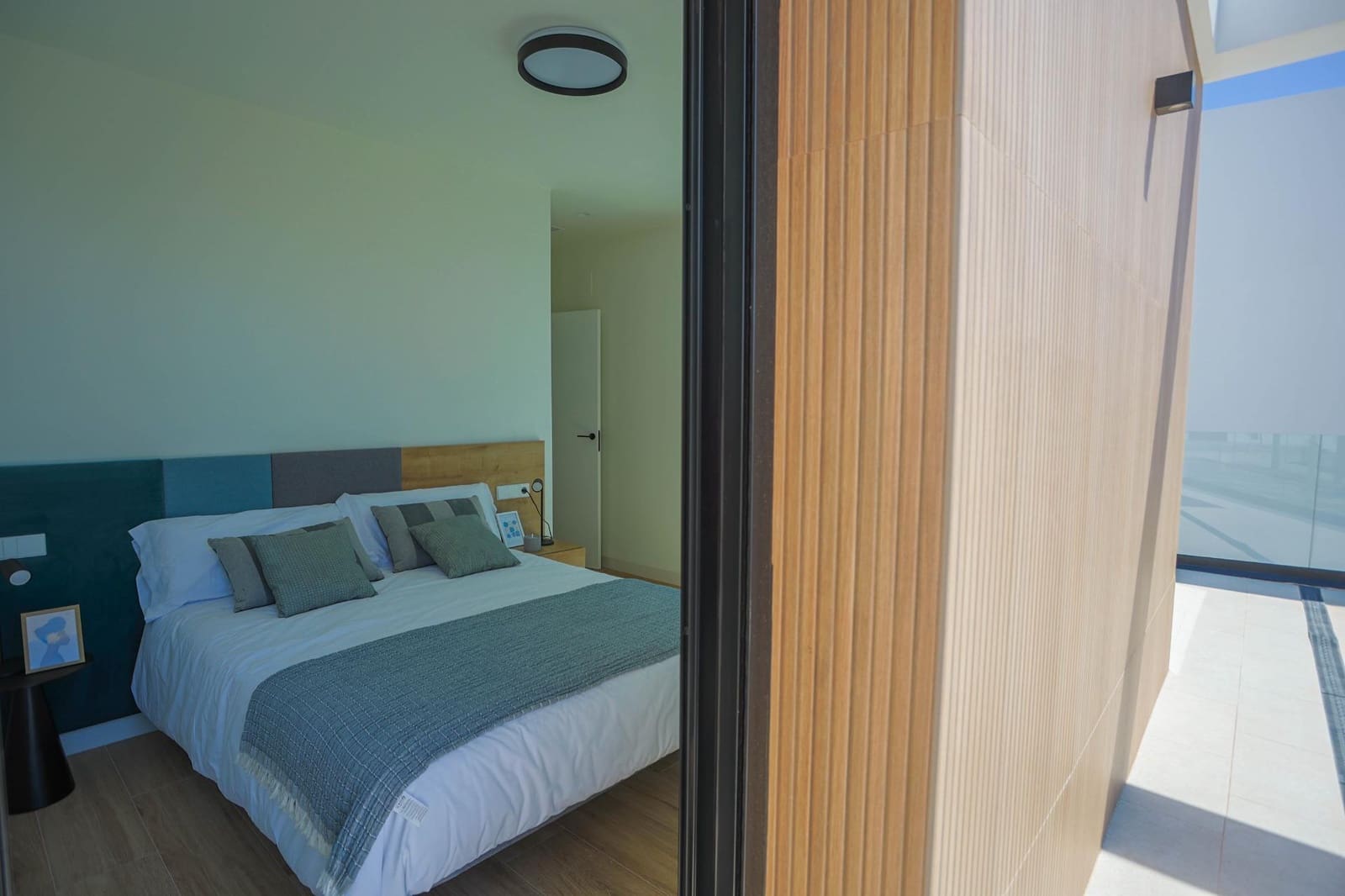 3 bedroom Villa for sale in Torre de la Horadada with pool garage - € 589,000 (Ref: 6475809)