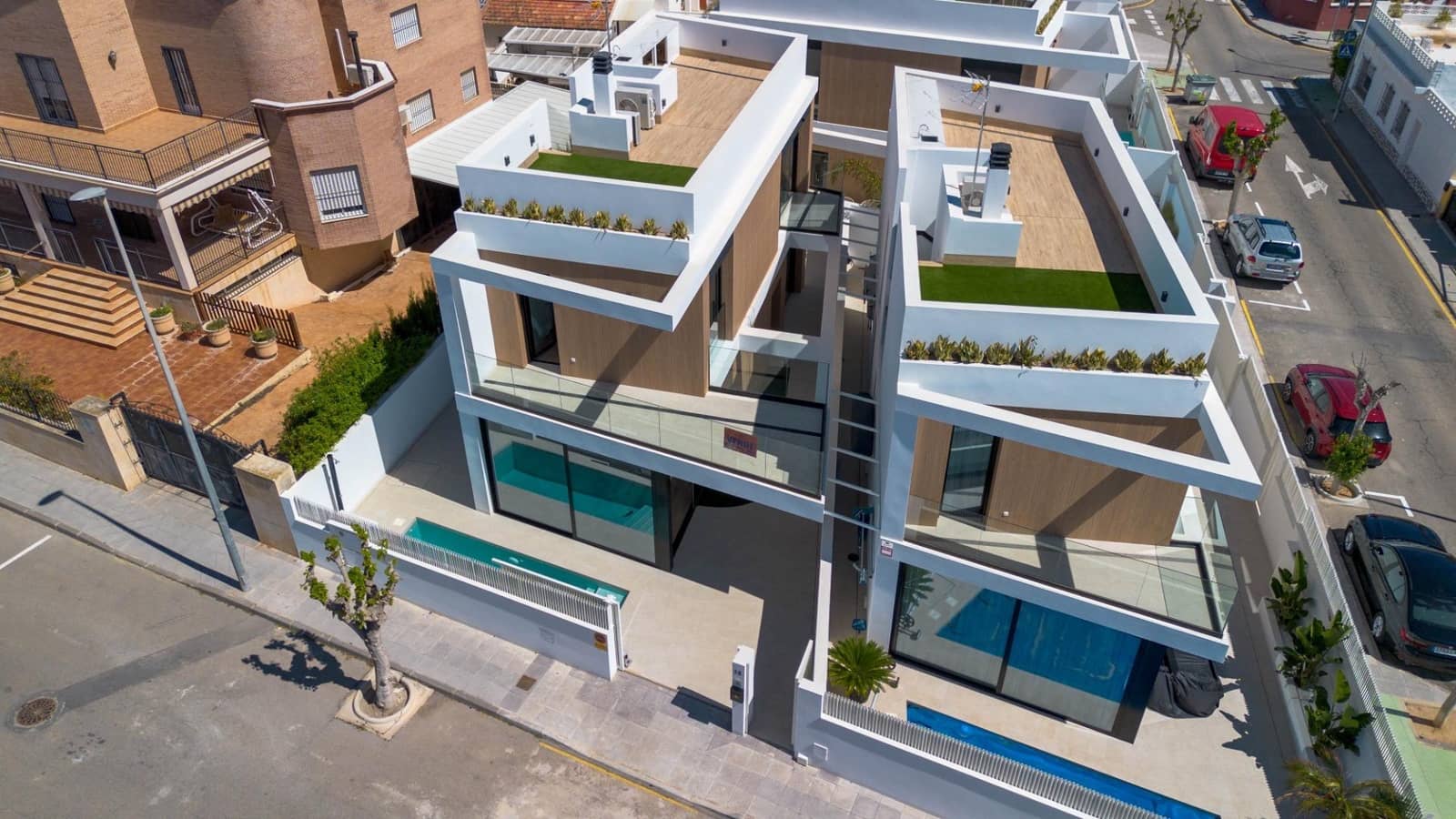 3 bedroom Villa for sale in Torre de la Horadada with pool garage - € 589,000 (Ref: 6475809)