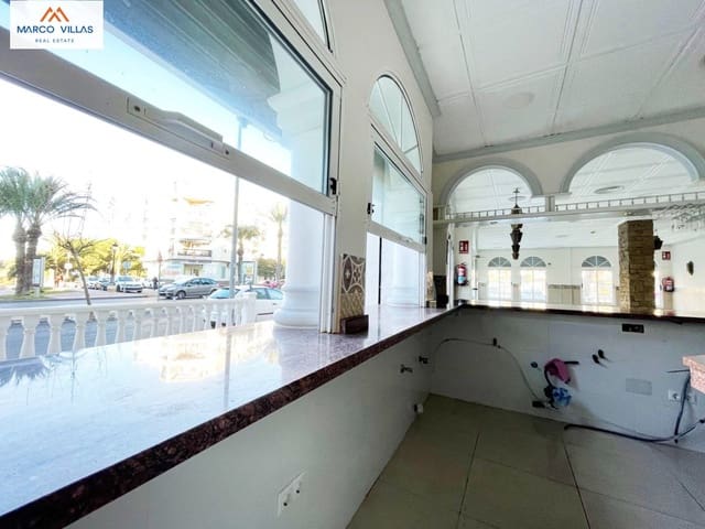 Comercial para venda em Guardamar del Segura - 195 000 € (Ref: 6699645)