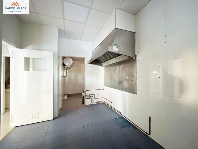 Comercial para venda em Guardamar del Segura - 195 000 € (Ref: 6699645)