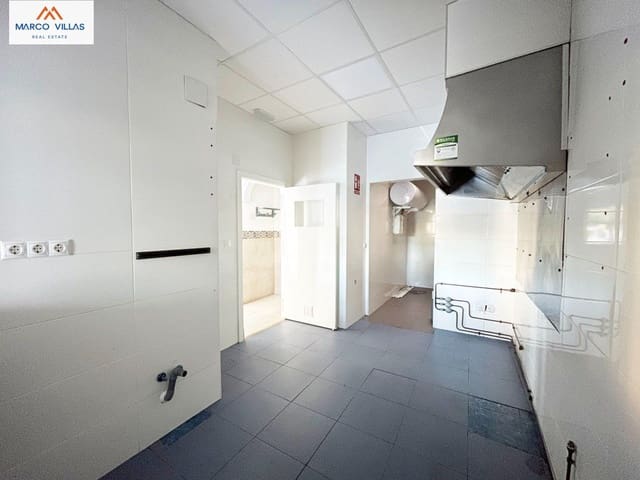 Comercial para venda em Guardamar del Segura - 195 000 € (Ref: 6699645)