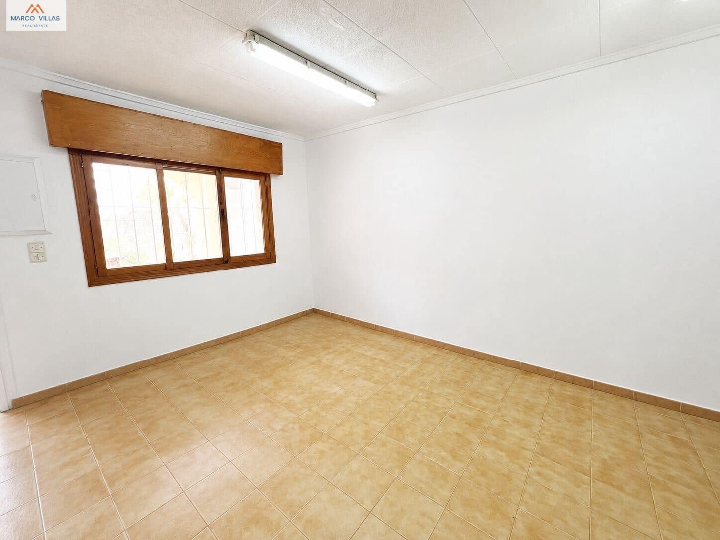 Commercieel te koop in San Fulgencio - € 90.000 (Ref: 7001357)