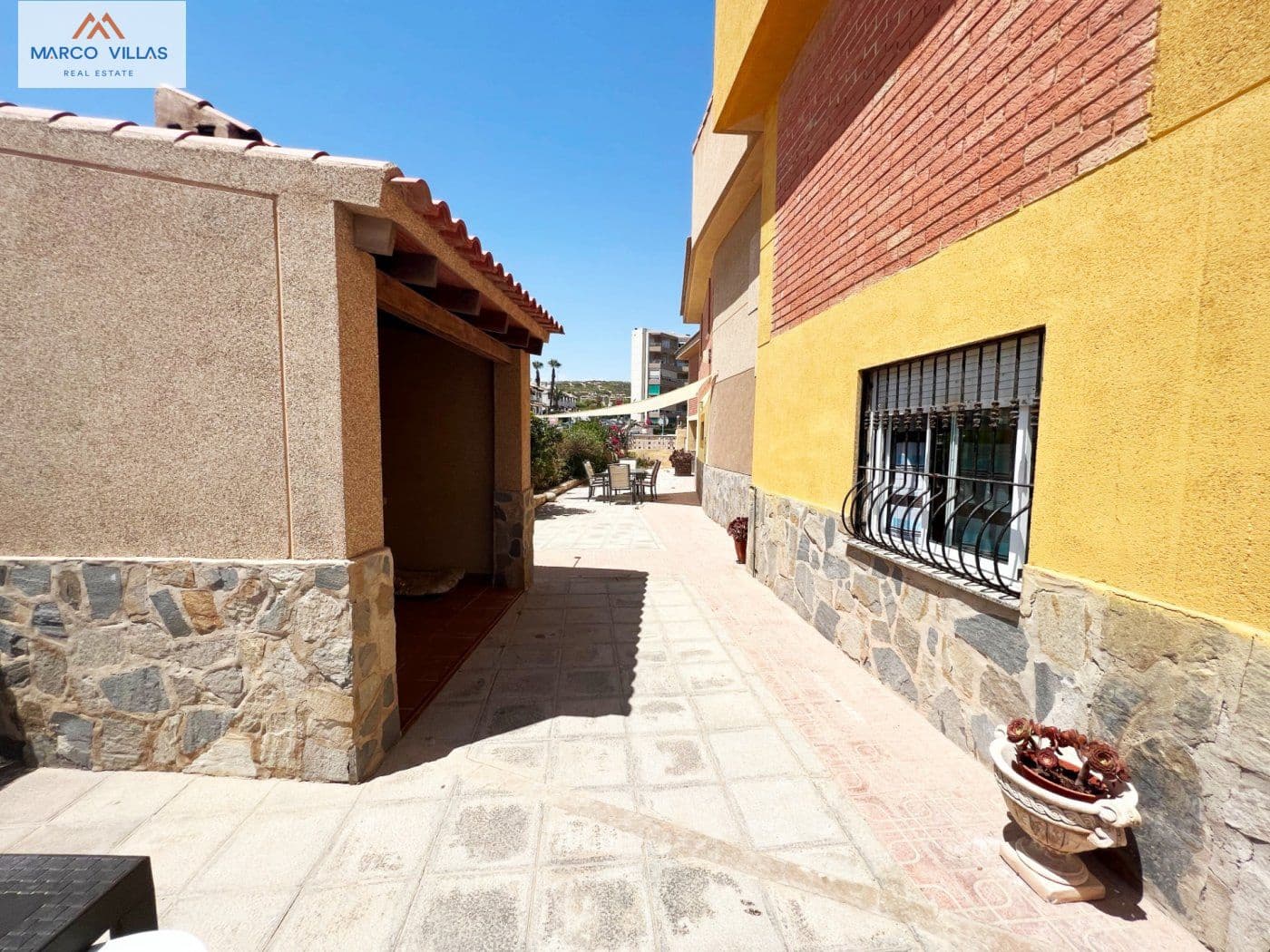 7 sypialnia Willa na sprzedaż w Guardamar del Segura - 750 000 € (Ref: 7009217)