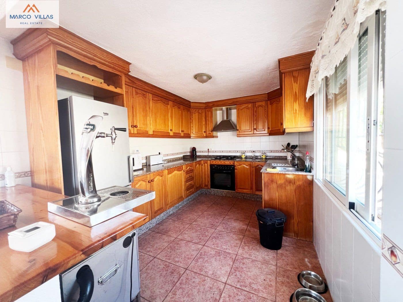 7 sypialnia Willa na sprzedaż w Guardamar del Segura - 750 000 € (Ref: 7009217)