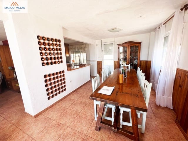 7 sovrum Villa till salu i Guardamar Playa, Guardamar del Segura - 750 000 € (Ref: 7009217)