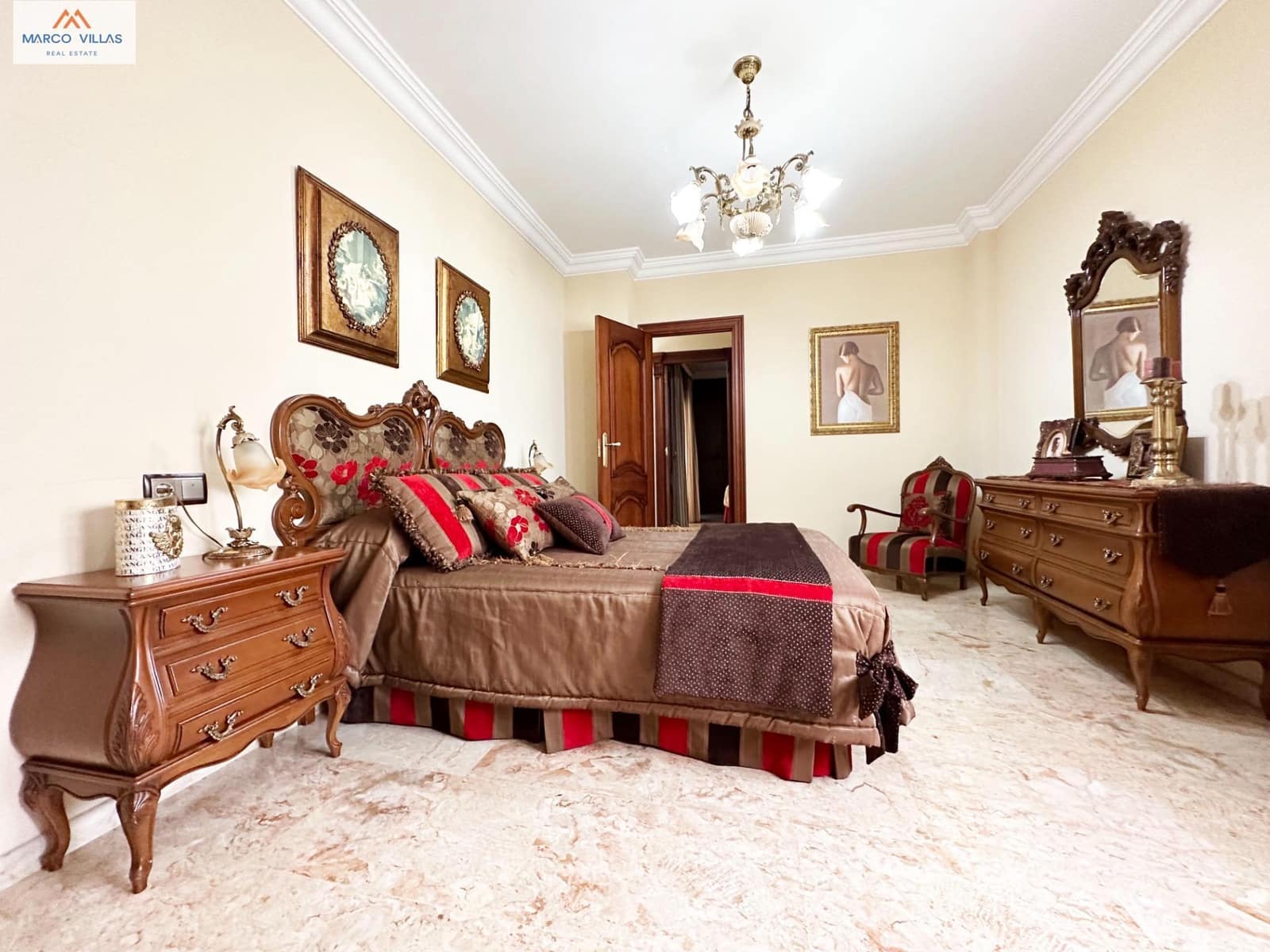 3 soveværelse Byhus til salg i Callosa de Segura med garage - € 420.000 (Ref: 7653219)