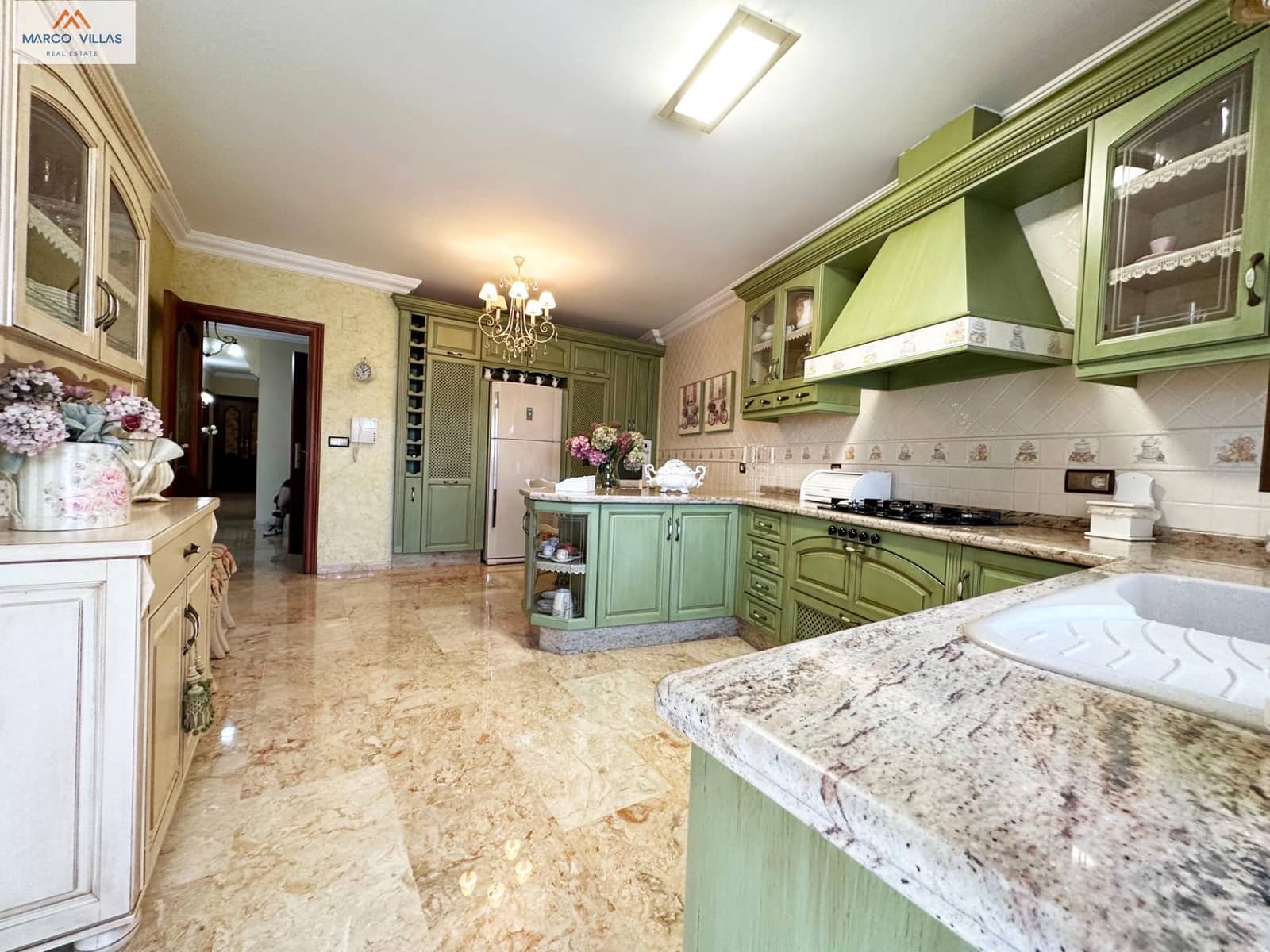 3 soveværelse Byhus til salg i Callosa de Segura med garage - € 420.000 (Ref: 7653219)