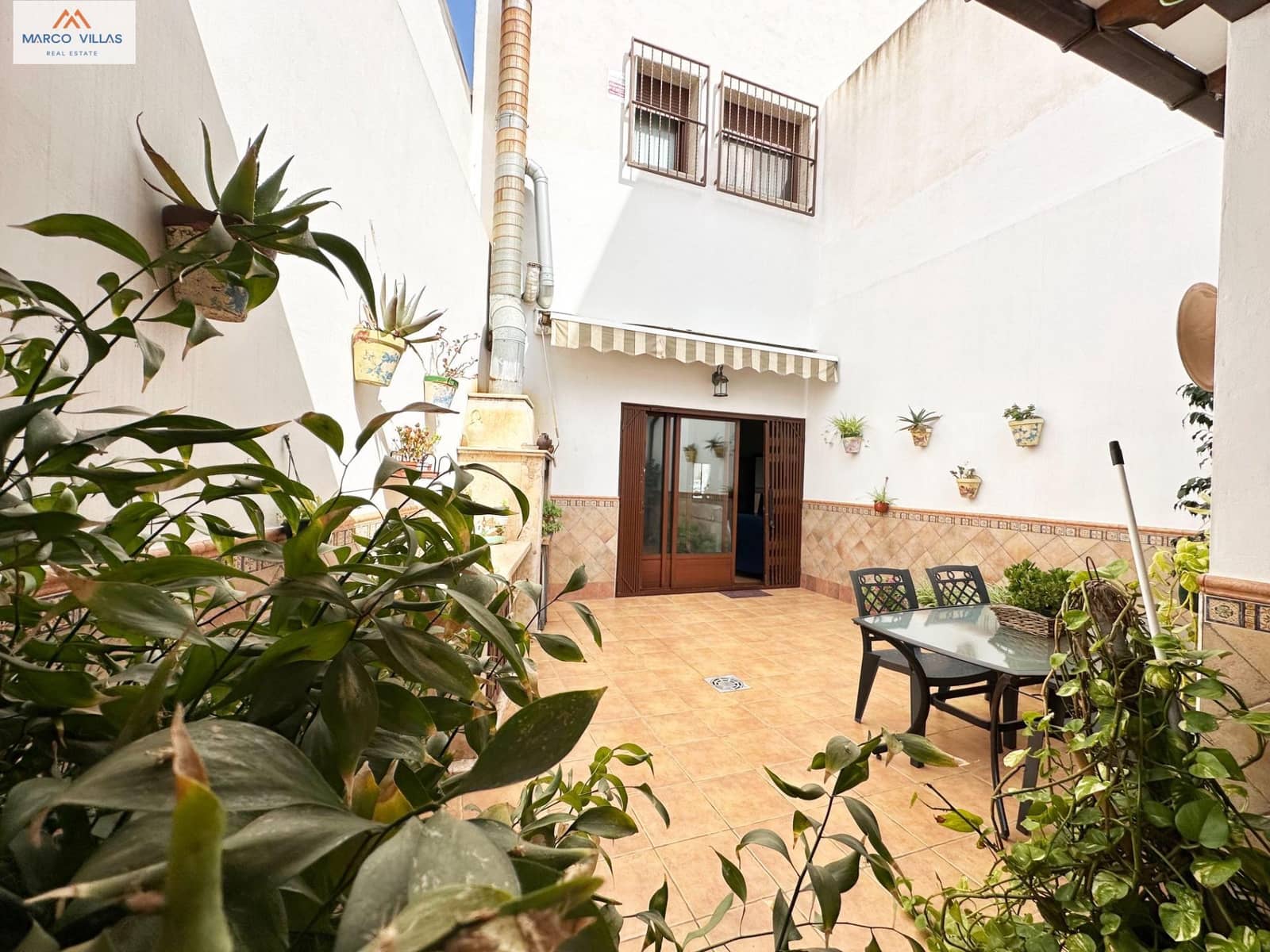 Casa de 3 habitaciones en Callosa de Segura en venta con garaje - 458.900 € (Ref: 7653219)