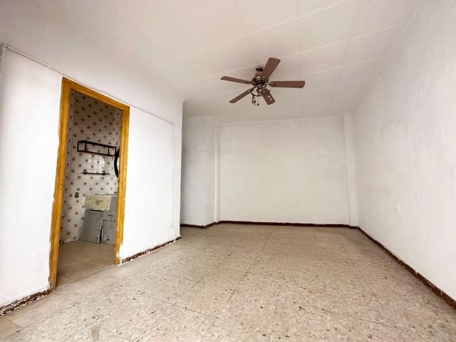 4 bedroom Flat for sale in Guardamar del Segura - € 225,000 (Ref: 7819066)