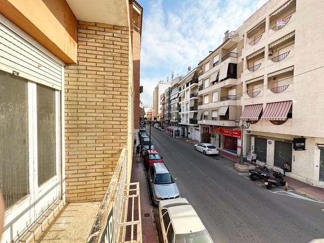 4 bedroom Flat for sale in Guardamar del Segura - € 225,000 (Ref: 7819066)