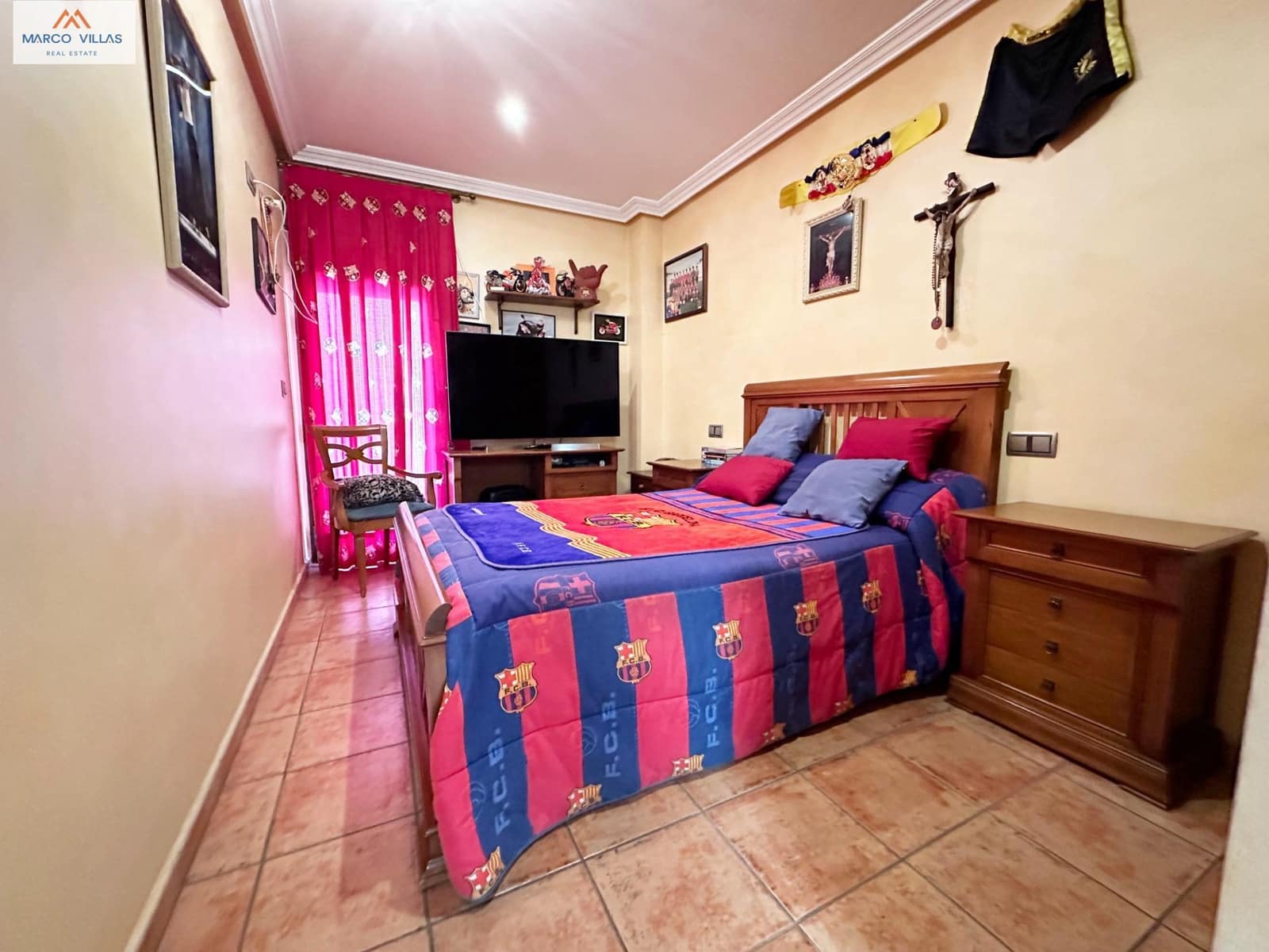 4 soverom Villa til salgs i Guardamar del Segura med garasje - € 485 000 (Ref: 8089735)