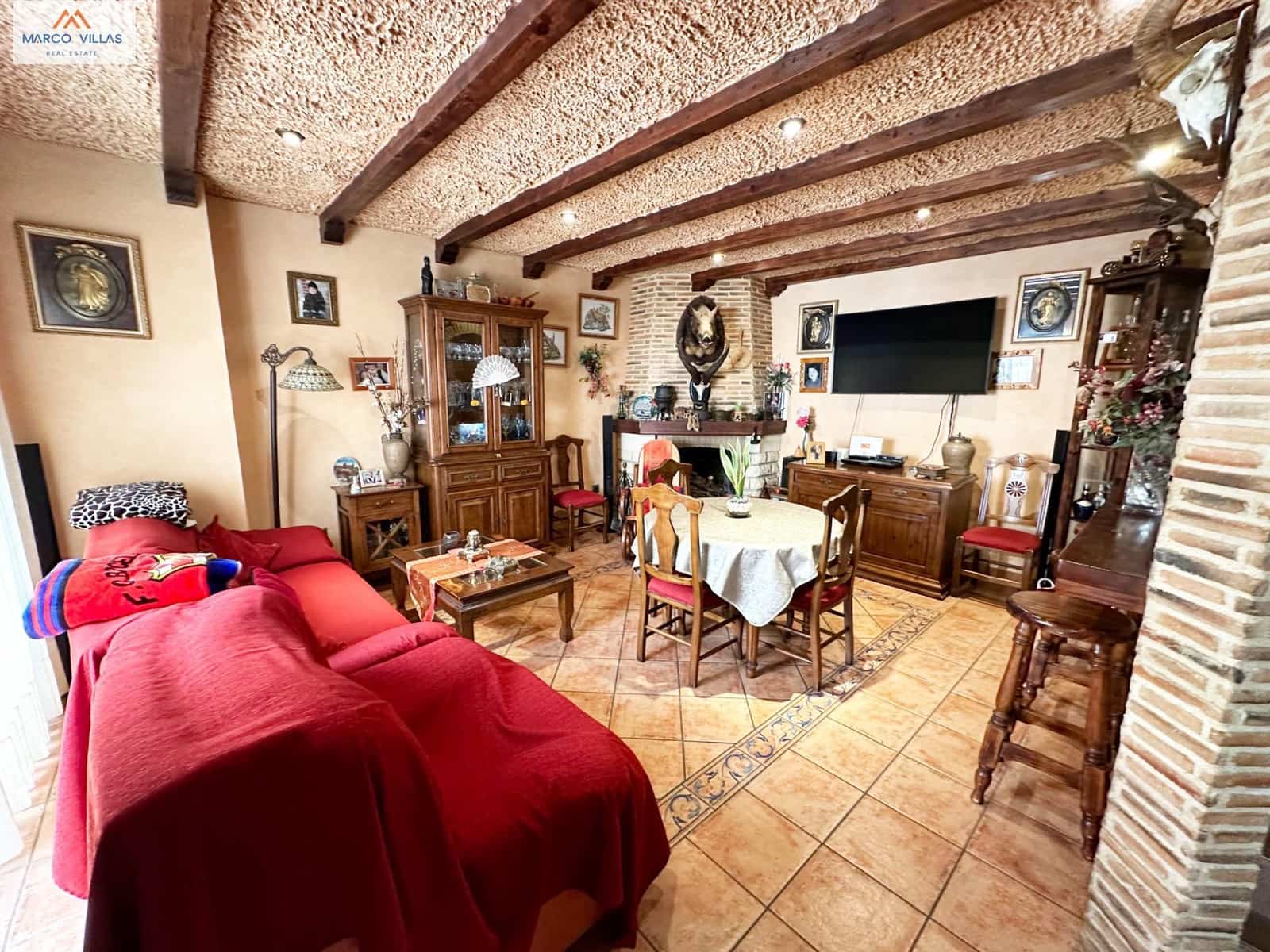 4 soverom Villa til salgs i Guardamar del Segura med garasje - € 485 000 (Ref: 8089735)