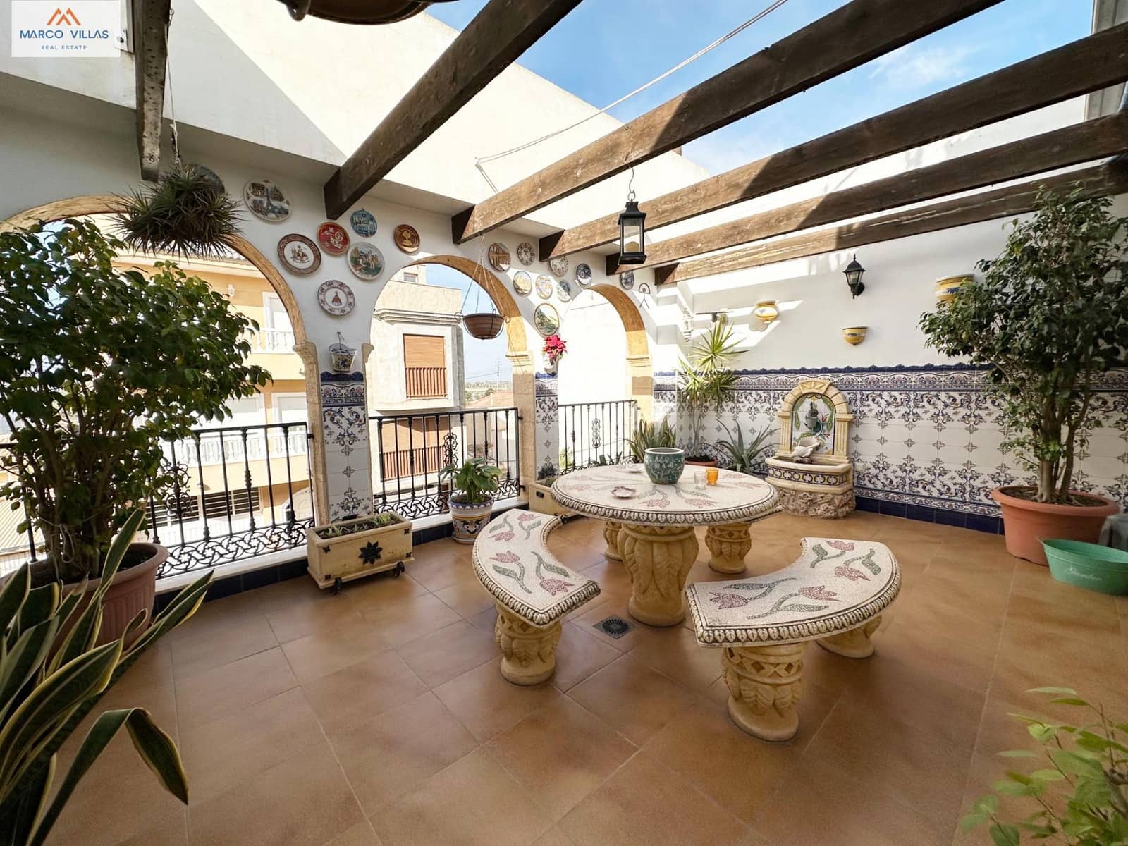 4 soverom Villa til salgs i Guardamar del Segura med garasje - € 485 000 (Ref: 8089735)