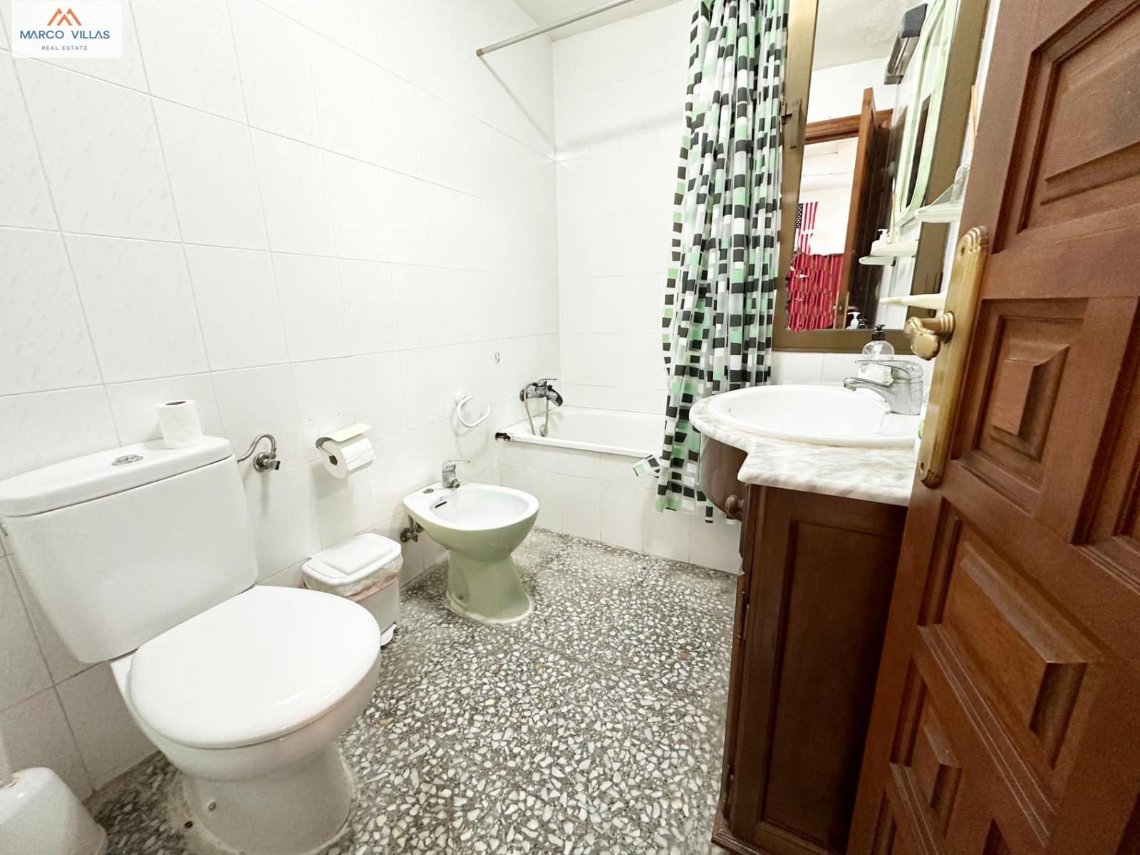 4 soverom Villa til salgs i Guardamar del Segura med garasje - € 485 000 (Ref: 8089735)