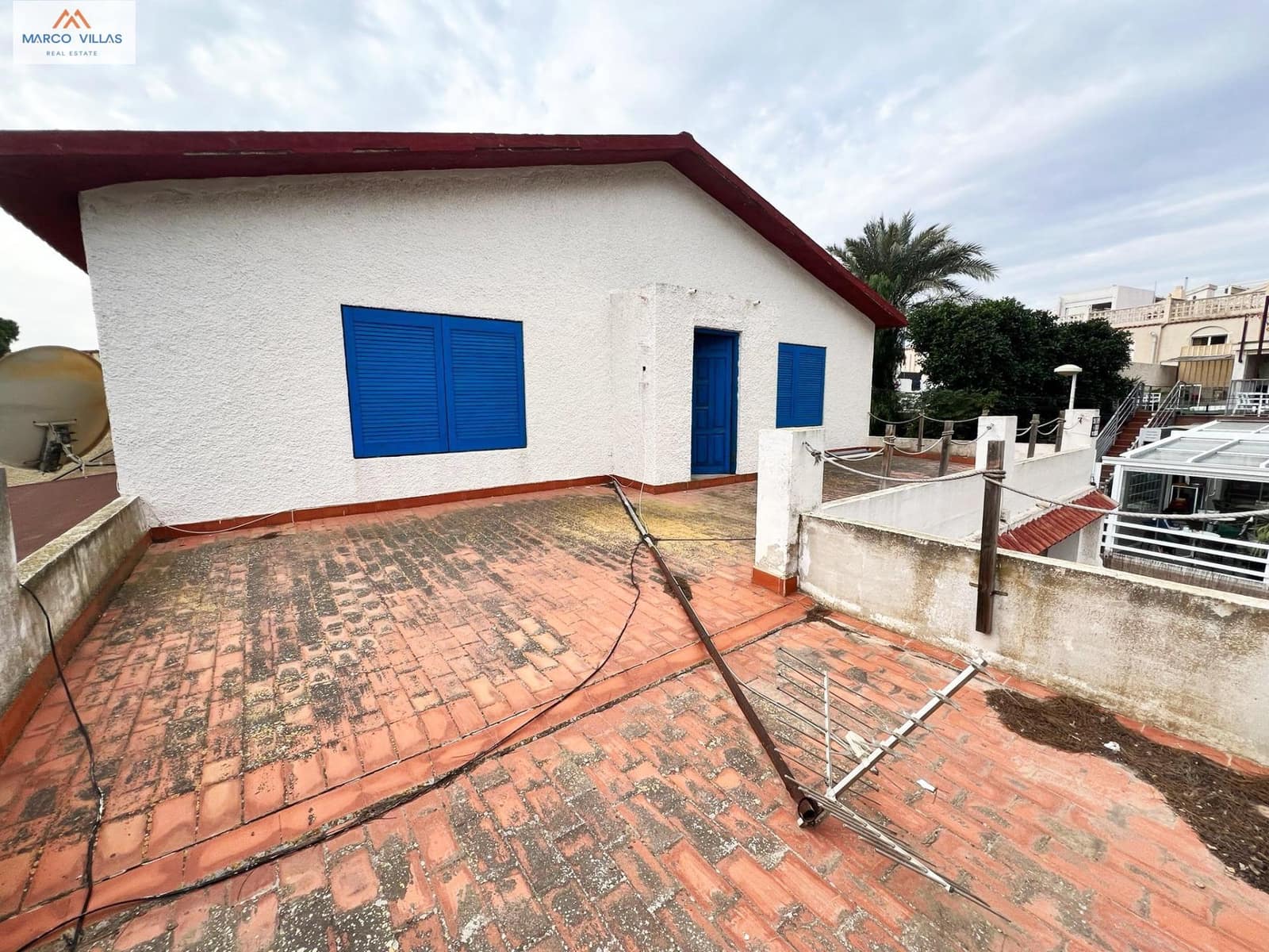 Restaurant/Bar til salg i Guardamar del Segura - € 399.000 (Ref: 8100835)