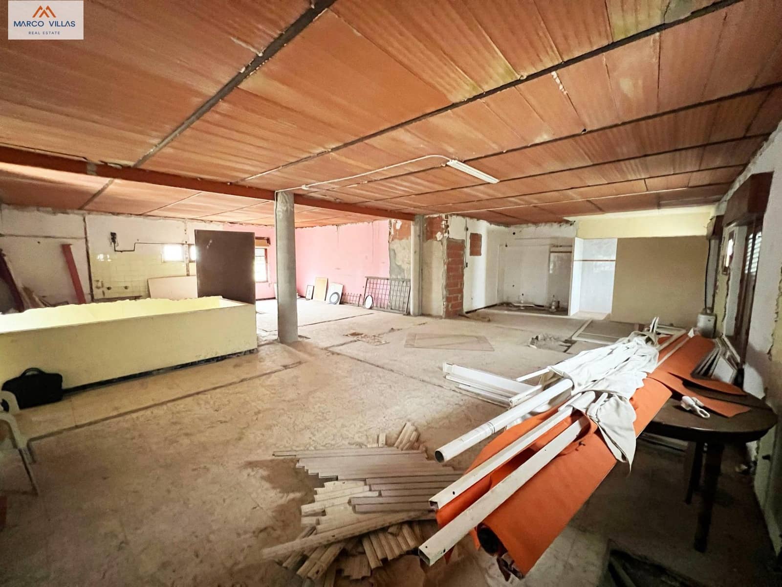 Restaurant/Bar til salg i Guardamar del Segura - € 399.000 (Ref: 8100835)