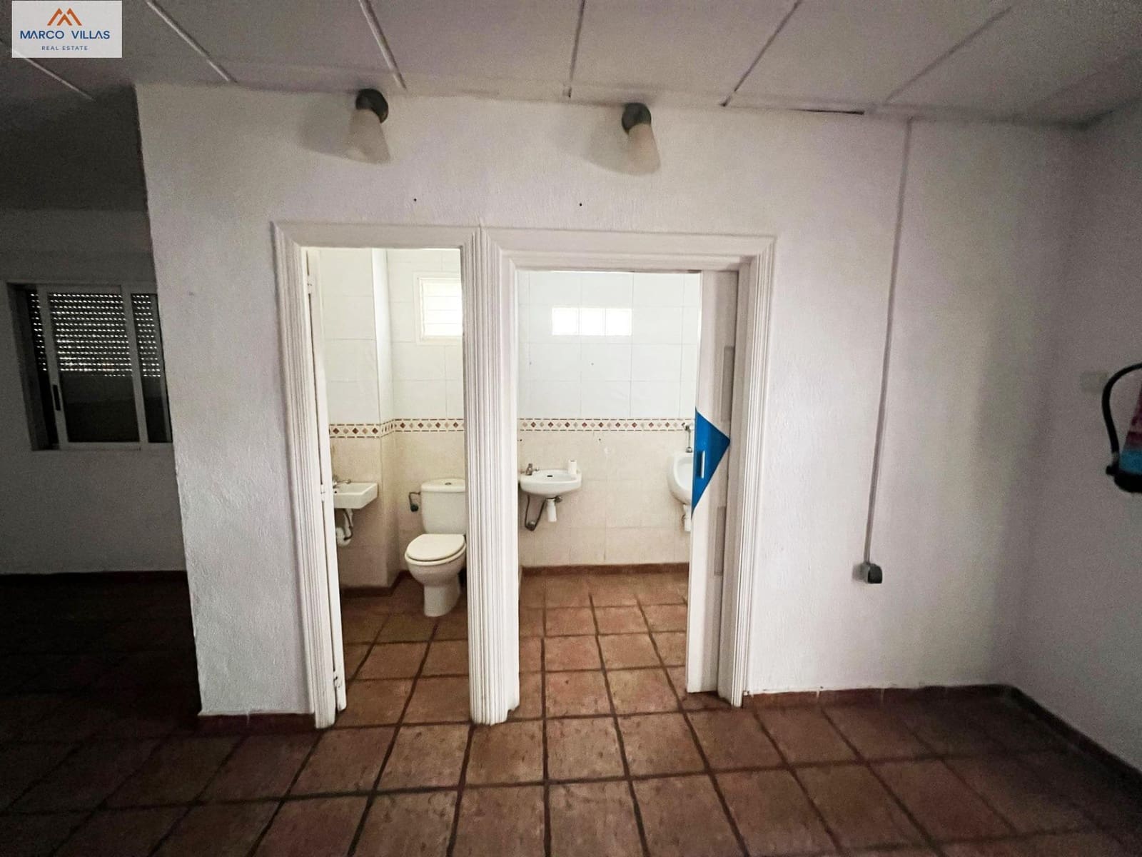 Restaurant/Bar til salg i Guardamar del Segura - € 399.000 (Ref: 8100835)