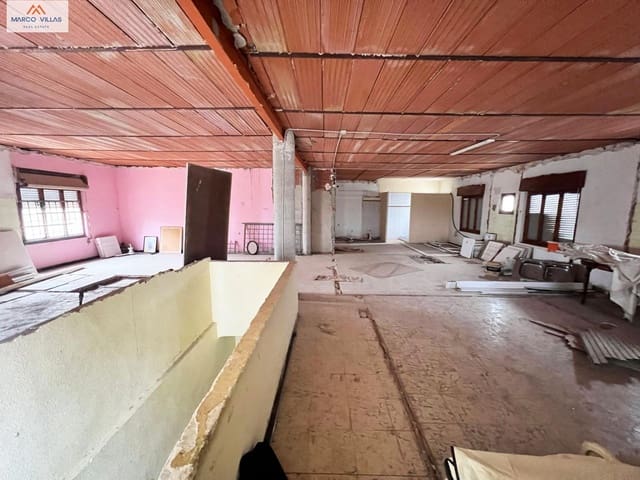 Restaurant/Bar for sale in Guardamar del Segura - € 399,000 (Ref: 8100835)