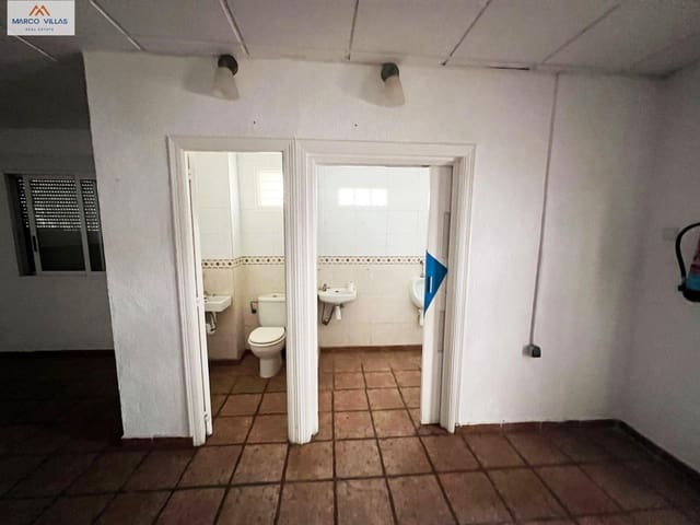 Restaurant/Bar for sale in Guardamar del Segura - € 399,000 (Ref: 8100835)