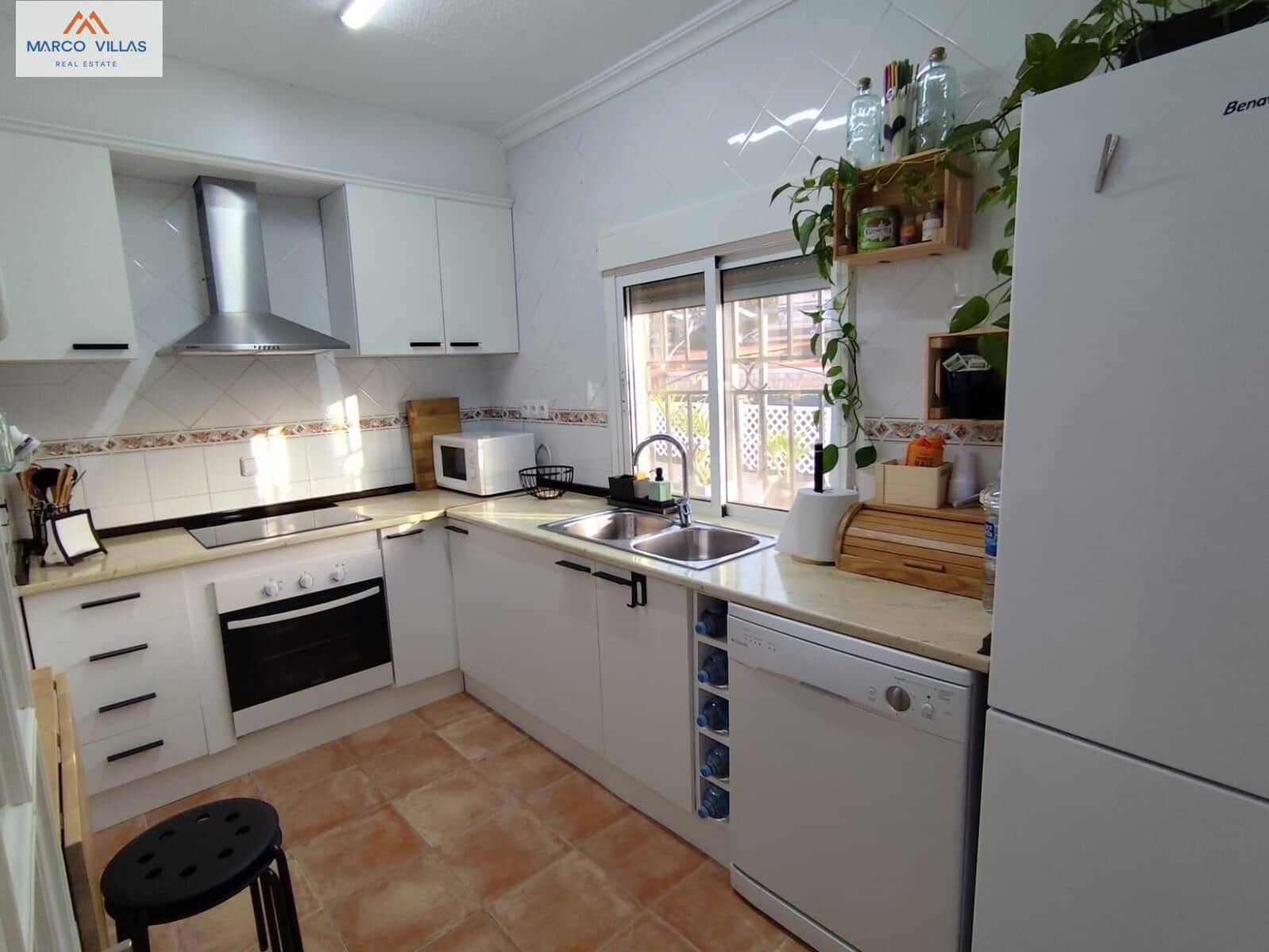 3 bedroom Villa for sale in Torrevieja with pool garage - € 399,000 (Ref: 8247752)