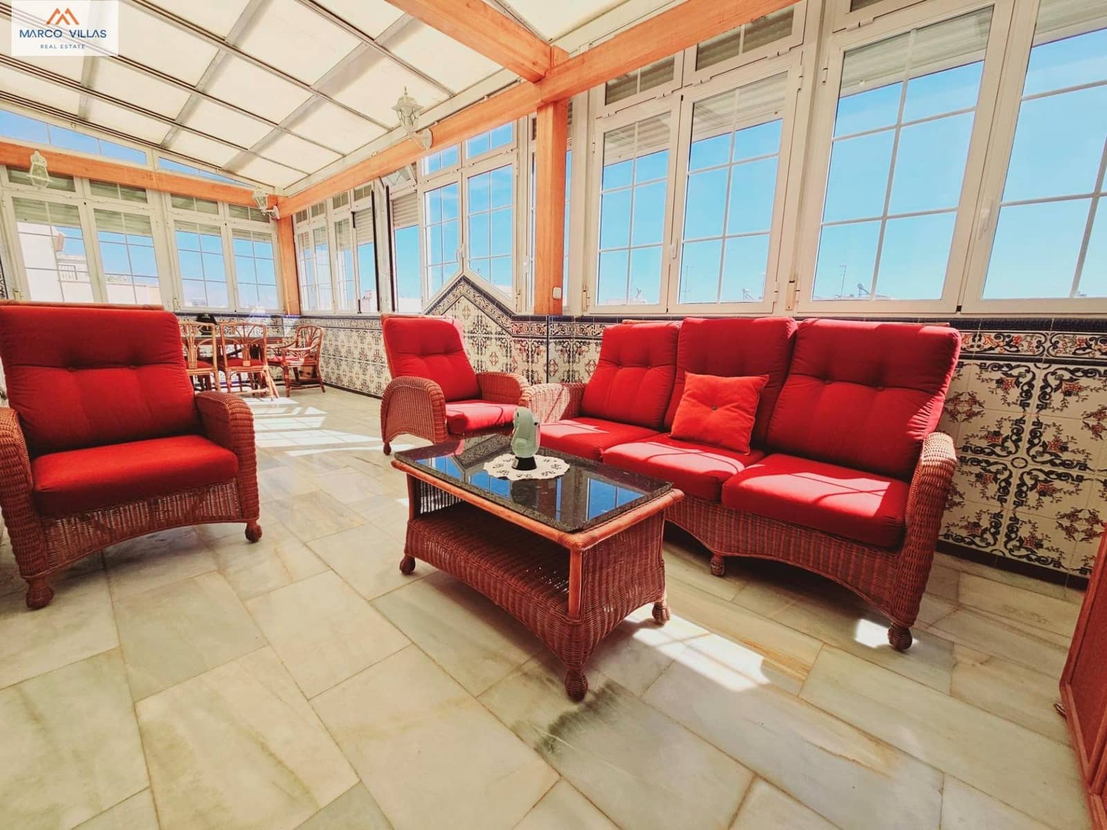 3 bedroom Penthouse for sale in Guardamar del Segura with garage - € 315,000 (Ref: 8289471)